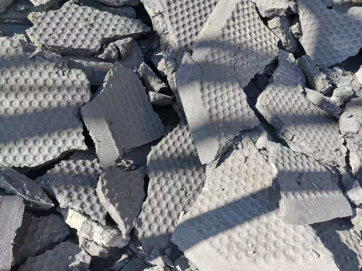 1731294752302858.jpg 28350e9330905fe0017b9b6e3896814.jpg